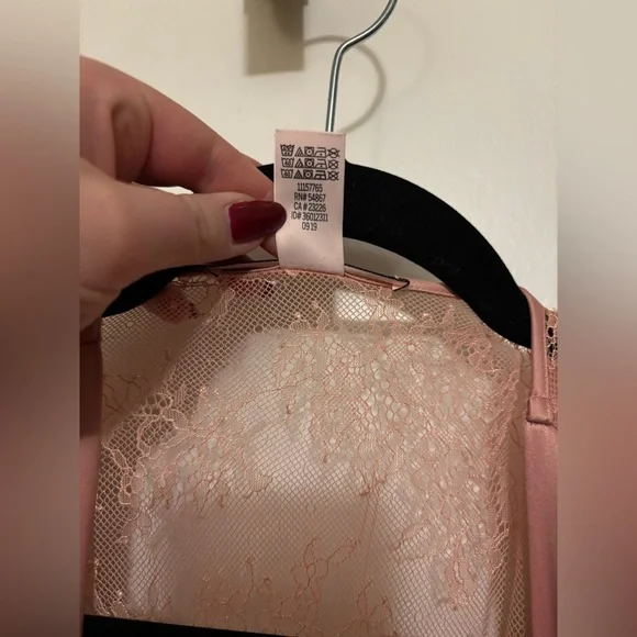 Victoria's Secret Chantilly lace kimono robe - Picture 8 of 10